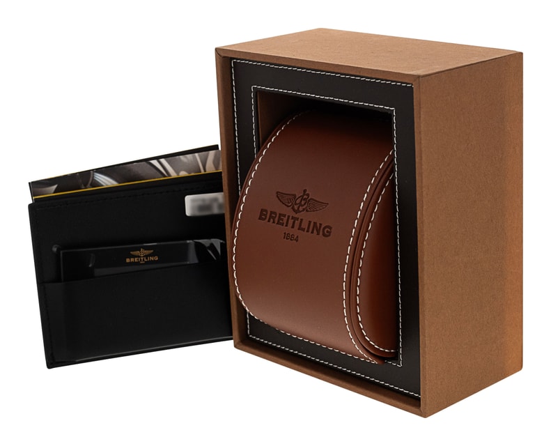 Breitling SuperOcean II 44 A17392 Image 4